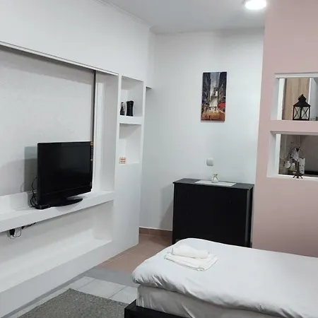 Airport Air Appartement *